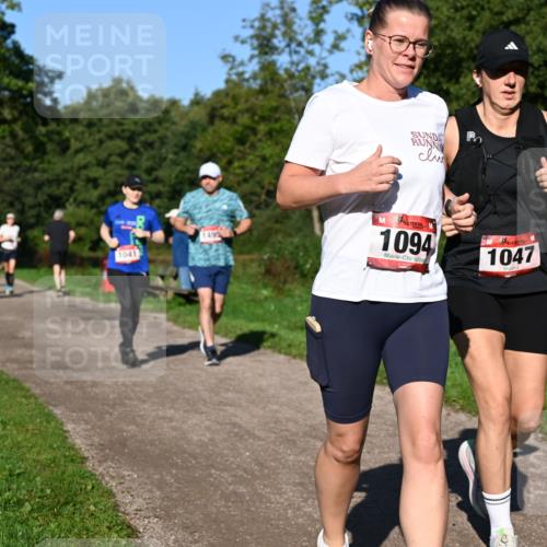 27.09.2026 - 35. Volkslauf durch das schöne Alstertal Dr. Thomas Lammeyer http://msf.ph/oto/10562214 27.09.2026 10:07:09 Laufen 1041, 1499, 1094, 1047 meine-sportfotos.de