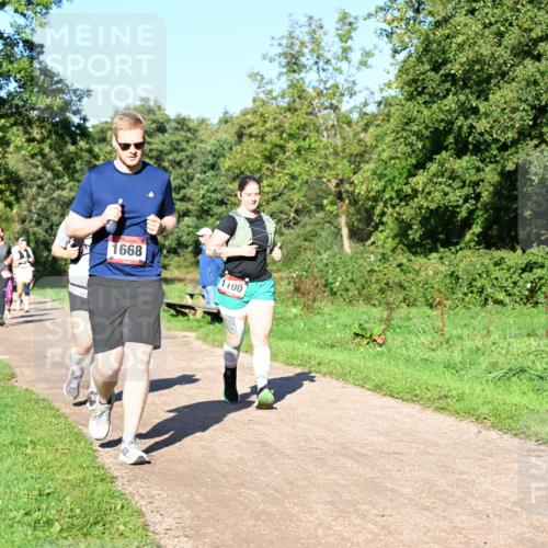 27.09.2026 - 35. Volkslauf durch das schöne Alstertal Dr. Thomas Lammeyer http://msf.ph/oto/10562310 27.09.2026 10:07:33 Laufen 1668, 1100 meine-sportfotos.de