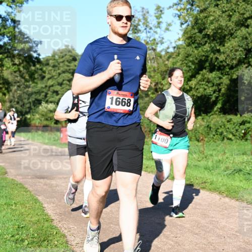 27.09.2026 - 35. Volkslauf durch das schöne Alstertal Dr. Thomas Lammeyer http://msf.ph/oto/10562318 27.09.2026 10:07:35 Laufen 1668, 1100 meine-sportfotos.de