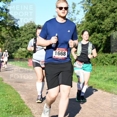 27.09.2026 - 35. Volkslauf durch das schöne Alstertal Dr. Thomas Lammeyer http://msf.ph/oto/10562319 27.09.2026 10:07:35 Laufen 109, 1668, 1100 meine-sportfotos.de