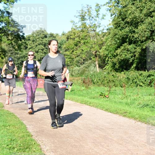 27.09.2026 - 35. Volkslauf durch das schöne Alstertal Dr. Thomas Lammeyer http://msf.ph/oto/10562336 27.09.2026 10:07:42 Laufen 1102, 087, 109 meine-sportfotos.de