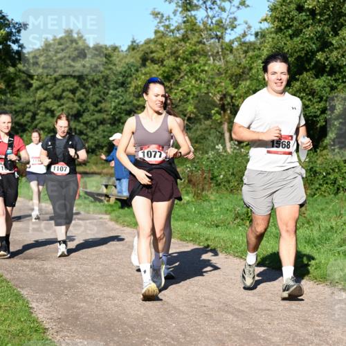 27.09.2026 - 35. Volkslauf durch das schöne Alstertal Dr. Thomas Lammeyer http://msf.ph/oto/10562419 27.09.2026 10:08:15 Laufen 111, 1091, 1107, 1077, 1568 meine-sportfotos.de