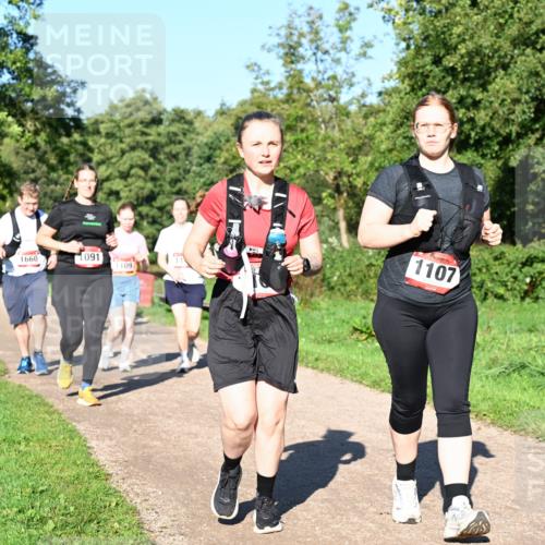 27.09.2026 - 35. Volkslauf durch das schöne Alstertal Dr. Thomas Lammeyer http://msf.ph/oto/10562444 27.09.2026 10:08:19 Laufen 1660, 1091, 1109, 1107 meine-sportfotos.de