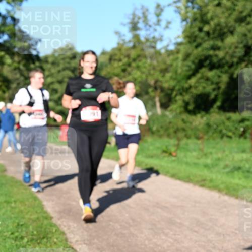 27.09.2026 - 35. Volkslauf durch das schöne Alstertal Dr. Thomas Lammeyer http://msf.ph/oto/10562455 27.09.2026 10:08:21 Laufen  meine-sportfotos.de