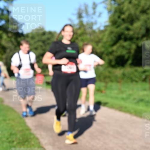27.09.2026 - 35. Volkslauf durch das schöne Alstertal Dr. Thomas Lammeyer http://msf.ph/oto/10562459 27.09.2026 10:08:21 Laufen  meine-sportfotos.de
