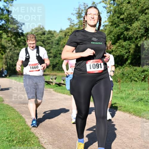 27.09.2026 - 35. Volkslauf durch das schöne Alstertal Dr. Thomas Lammeyer http://msf.ph/oto/10562464 27.09.2026 10:08:22 Laufen 1660, 1091 meine-sportfotos.de