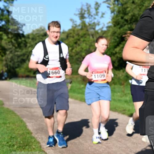27.09.2026 - 35. Volkslauf durch das schöne Alstertal Dr. Thomas Lammeyer http://msf.ph/oto/10562470 27.09.2026 10:08:23 Laufen 1660, 1109, 109 meine-sportfotos.de