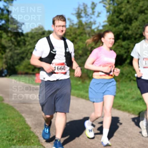 27.09.2026 - 35. Volkslauf durch das schöne Alstertal Dr. Thomas Lammeyer http://msf.ph/oto/10562472 27.09.2026 10:08:23 Laufen 1110, 1660 meine-sportfotos.de