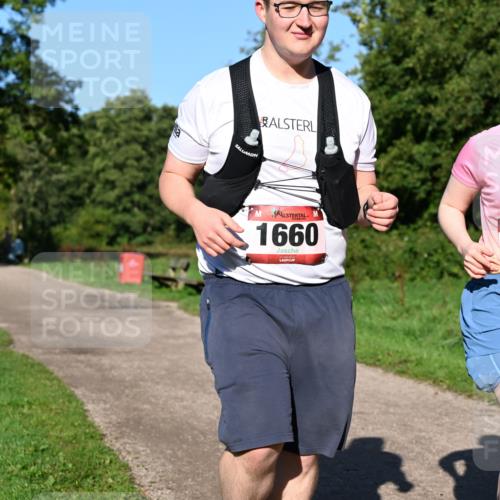 27.09.2026 - 35. Volkslauf durch das schöne Alstertal Dr. Thomas Lammeyer http://msf.ph/oto/10562479 27.09.2026 10:08:24 Laufen 1660, 1109 meine-sportfotos.de