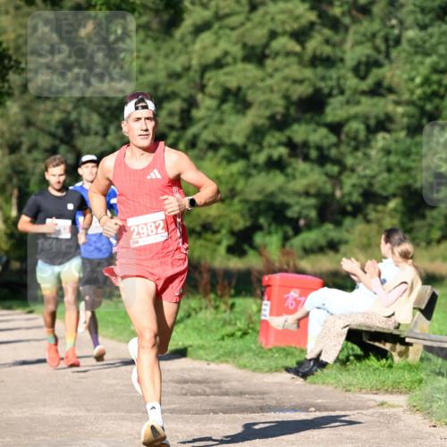 27.09.2026 - 35. Volkslauf durch das schöne Alstertal Dr. Thomas Lammeyer http://msf.ph/oto/10562508 27.09.2026 10:23:53 Laufen 2982 meine-sportfotos.de