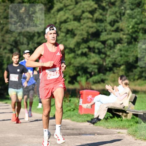 27.09.2026 - 35. Volkslauf durch das schöne Alstertal Dr. Thomas Lammeyer http://msf.ph/oto/10562510 27.09.2026 10:23:53 Laufen 2982 meine-sportfotos.de