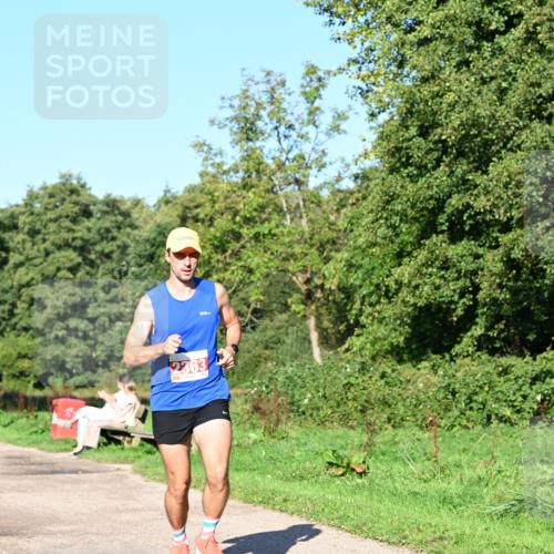 27.09.2026 - 35. Volkslauf durch das schöne Alstertal Dr. Thomas Lammeyer http://msf.ph/oto/10562576 27.09.2026 10:24:06 Laufen 2363 meine-sportfotos.de