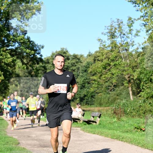 27.09.2026 - 35. Volkslauf durch das schöne Alstertal Dr. Thomas Lammeyer http://msf.ph/oto/10562585 27.09.2026 10:24:10 Laufen 126 meine-sportfotos.de