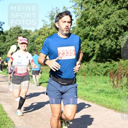 27.09.2026 - 35. Volkslauf durch das schöne Alstertal Dr. Thomas Lammeyer http://msf.ph/oto/10562611 27.09.2026 10:24:16 Laufen 2335, 1, 2502 meine-sportfotos.de