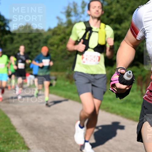 27.09.2026 - 35. Volkslauf durch das schöne Alstertal Dr. Thomas Lammeyer http://msf.ph/oto/10562621 27.09.2026 10:24:17 Laufen 2950, 250 meine-sportfotos.de