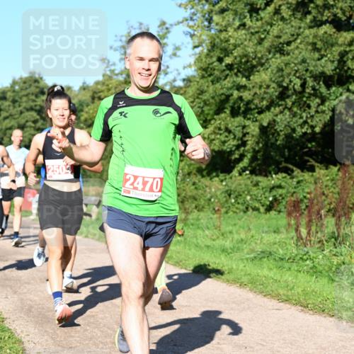 27.09.2026 - 35. Volkslauf durch das schöne Alstertal Dr. Thomas Lammeyer http://msf.ph/oto/10562646 27.09.2026 10:24:21 Laufen 2504, 2470 meine-sportfotos.de