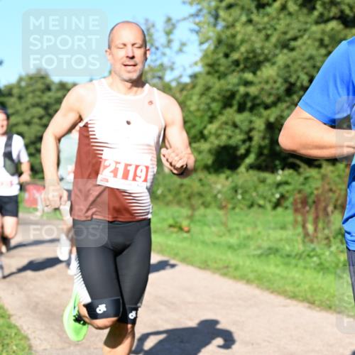 27.09.2026 - 35. Volkslauf durch das schöne Alstertal Dr. Thomas Lammeyer http://msf.ph/oto/10562656 27.09.2026 10:24:23 Laufen 2119, 2379 meine-sportfotos.de