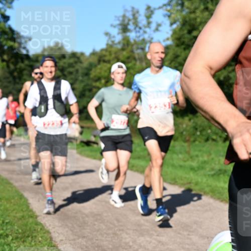27.09.2026 - 35. Volkslauf durch das schöne Alstertal Dr. Thomas Lammeyer http://msf.ph/oto/10562661 27.09.2026 10:24:24 Laufen 2353 meine-sportfotos.de