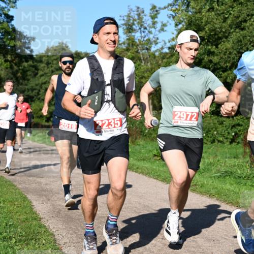 27.09.2026 - 35. Volkslauf durch das schöne Alstertal Dr. Thomas Lammeyer http://msf.ph/oto/10562667 27.09.2026 10:24:25 Laufen 2019, 2235, 2972, 2353 meine-sportfotos.de