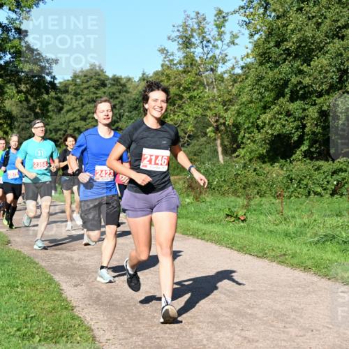 27.09.2026 - 35. Volkslauf durch das schöne Alstertal Dr. Thomas Lammeyer http://msf.ph/oto/10562734 27.09.2026 10:24:40 Laufen 31, 2358, 2423, 2146 meine-sportfotos.de
