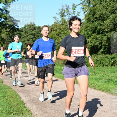 27.09.2026 - 35. Volkslauf durch das schöne Alstertal Dr. Thomas Lammeyer http://msf.ph/oto/10562738 27.09.2026 10:24:41 Laufen 2423, 2146 meine-sportfotos.de