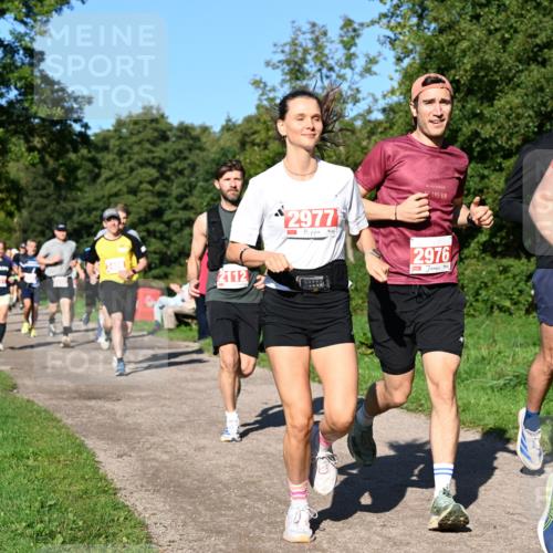 27.09.2026 - 35. Volkslauf durch das schöne Alstertal Dr. Thomas Lammeyer http://msf.ph/oto/10562824 27.09.2026 10:24:56 Laufen 2112, 2977, 195, 2976, 2157 meine-sportfotos.de
