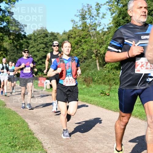 27.09.2026 - 35. Volkslauf durch das schöne Alstertal Dr. Thomas Lammeyer http://msf.ph/oto/10562854 27.09.2026 10:25:03 Laufen 2410, 2355, 2349 meine-sportfotos.de