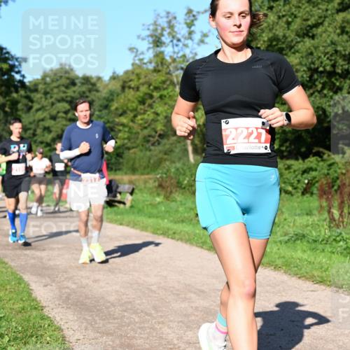 27.09.2026 - 35. Volkslauf durch das schöne Alstertal Dr. Thomas Lammeyer http://msf.ph/oto/10562897 27.09.2026 10:25:14 Laufen 2227 meine-sportfotos.de