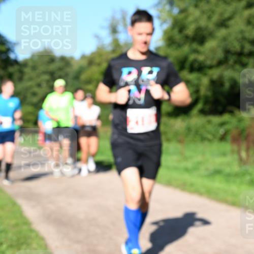 27.09.2026 - 35. Volkslauf durch das schöne Alstertal Dr. Thomas Lammeyer http://msf.ph/oto/10562910 27.09.2026 10:25:17 Laufen  meine-sportfotos.de