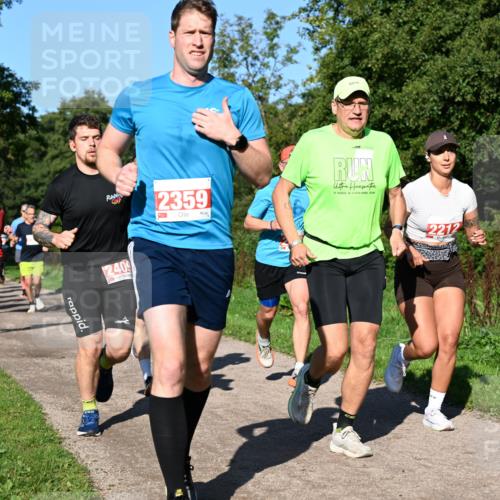 27.09.2026 - 35. Volkslauf durch das schöne Alstertal Dr. Thomas Lammeyer http://msf.ph/oto/10562916 27.09.2026 10:25:19 Laufen 2409, 2359, 2, 2212, 2340 meine-sportfotos.de