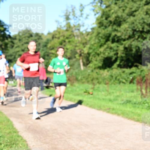 27.09.2026 - 35. Volkslauf durch das schöne Alstertal Dr. Thomas Lammeyer http://msf.ph/oto/10562929 27.09.2026 10:25:21 Laufen  meine-sportfotos.de