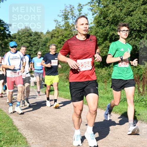 27.09.2026 - 35. Volkslauf durch das schöne Alstertal Dr. Thomas Lammeyer http://msf.ph/oto/10562935 27.09.2026 10:25:23 Laufen 2, 2073, 2328, 2368 meine-sportfotos.de