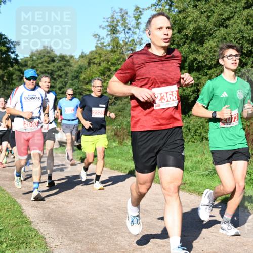 27.09.2026 - 35. Volkslauf durch das schöne Alstertal Dr. Thomas Lammeyer http://msf.ph/oto/10562936 27.09.2026 10:25:23 Laufen 2328, 2368, 073 meine-sportfotos.de