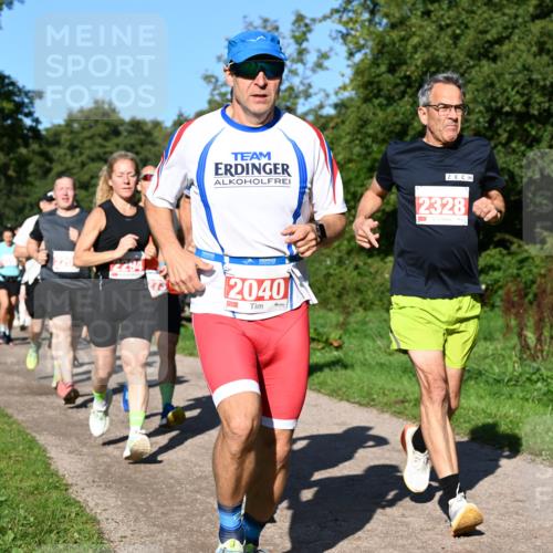 27.09.2026 - 35. Volkslauf durch das schöne Alstertal Dr. Thomas Lammeyer http://msf.ph/oto/10562945 27.09.2026 10:25:25 Laufen 2328, 2040 meine-sportfotos.de
