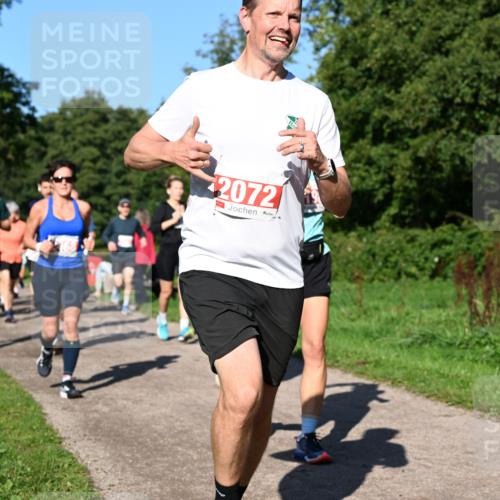 27.09.2026 - 35. Volkslauf durch das schöne Alstertal Dr. Thomas Lammeyer http://msf.ph/oto/10562971 27.09.2026 10:25:30 Laufen 2072 meine-sportfotos.de