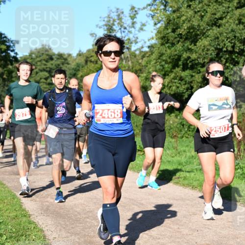 27.09.2026 - 35. Volkslauf durch das schöne Alstertal Dr. Thomas Lammeyer http://msf.ph/oto/10562977 27.09.2026 10:25:32 Laufen 2979, 26, 2468, 2313, 24, 2507 meine-sportfotos.de