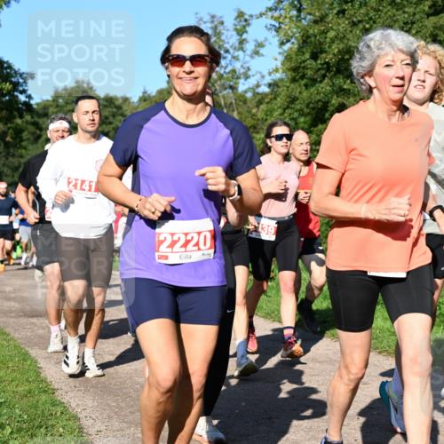 27.09.2026 - 35. Volkslauf durch das schöne Alstertal Dr. Thomas Lammeyer http://msf.ph/oto/10562996 27.09.2026 10:25:36 Laufen 2141, 2220, 39, 10 meine-sportfotos.de