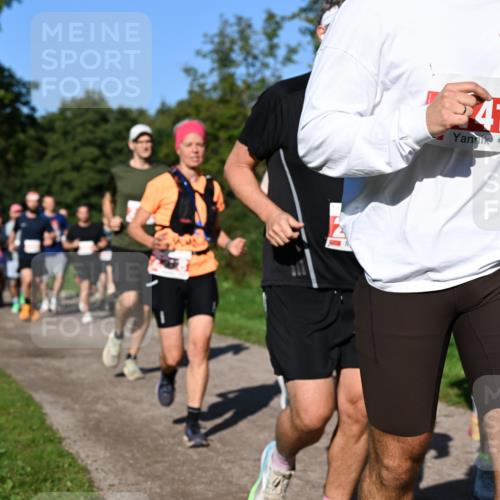 27.09.2026 - 35. Volkslauf durch das schöne Alstertal Dr. Thomas Lammeyer http://msf.ph/oto/10563009 27.09.2026 10:25:37 Laufen 41 meine-sportfotos.de