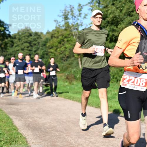 27.09.2026 - 35. Volkslauf durch das schöne Alstertal Dr. Thomas Lammeyer http://msf.ph/oto/10563016 27.09.2026 10:25:39 Laufen 450, 2208 meine-sportfotos.de
