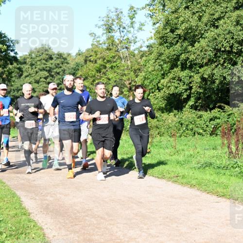 27.09.2026 - 35. Volkslauf durch das schöne Alstertal Dr. Thomas Lammeyer http://msf.ph/oto/10563027 27.09.2026 10:25:41 Laufen 2011, 2010, 2299, 148 meine-sportfotos.de
