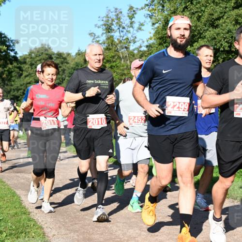 27.09.2026 - 35. Volkslauf durch das schöne Alstertal Dr. Thomas Lammeyer http://msf.ph/oto/10563041 27.09.2026 10:25:43 Laufen 2327, 2011, 2010, 2452, 2299, 2300, 23, 22 meine-sportfotos.de