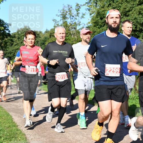 27.09.2026 - 35. Volkslauf durch das schöne Alstertal Dr. Thomas Lammeyer http://msf.ph/oto/10563042 27.09.2026 10:25:43 Laufen 2327, 2011, 2010, 245, 2299, 24, 300, 232 meine-sportfotos.de