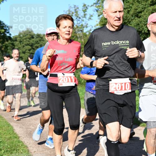 27.09.2026 - 35. Volkslauf durch das schöne Alstertal Dr. Thomas Lammeyer http://msf.ph/oto/10563048 27.09.2026 10:25:44 Laufen 2011, 2010, 2319 meine-sportfotos.de
