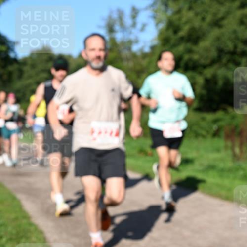 27.09.2026 - 35. Volkslauf durch das schöne Alstertal Dr. Thomas Lammeyer http://msf.ph/oto/10563060 27.09.2026 10:25:46 Laufen  meine-sportfotos.de