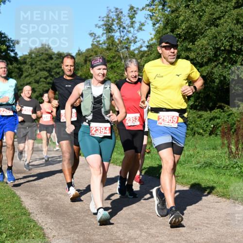 27.09.2026 - 35. Volkslauf durch das schöne Alstertal Dr. Thomas Lammeyer http://msf.ph/oto/10563079 27.09.2026 10:25:49 Laufen 2302, 2394, 2352, 2959, 23 meine-sportfotos.de