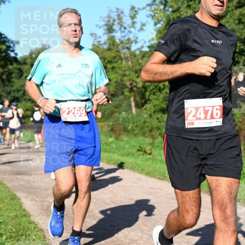 27.09.2026 - 35. Volkslauf durch das schöne Alstertal Dr. Thomas Lammeyer http://msf.ph/oto/10563086 27.09.2026 10:25:51 Laufen 2269, 2476 meine-sportfotos.de