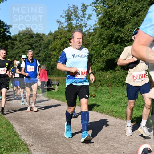 27.09.2026 - 35. Volkslauf durch das schöne Alstertal Dr. Thomas Lammeyer http://msf.ph/oto/10563116 27.09.2026 10:25:57 Laufen 2436, 2372, 2, 2173, 2071, 22 meine-sportfotos.de