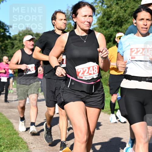 27.09.2026 - 35. Volkslauf durch das schöne Alstertal Dr. Thomas Lammeyer http://msf.ph/oto/10563149 27.09.2026 10:26:02 Laufen 2248, 2245 meine-sportfotos.de