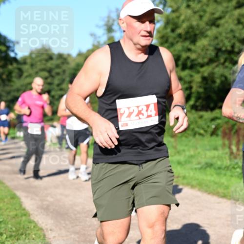 27.09.2026 - 35. Volkslauf durch das schöne Alstertal Dr. Thomas Lammeyer http://msf.ph/oto/10563157 27.09.2026 10:26:04 Laufen 2234 meine-sportfotos.de