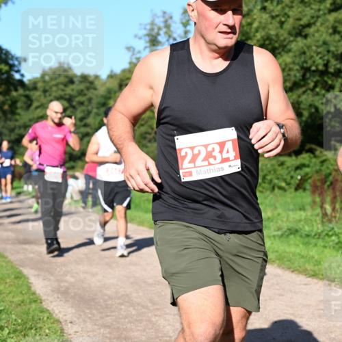 27.09.2026 - 35. Volkslauf durch das schöne Alstertal Dr. Thomas Lammeyer http://msf.ph/oto/10563158 27.09.2026 10:26:04 Laufen 2234 meine-sportfotos.de